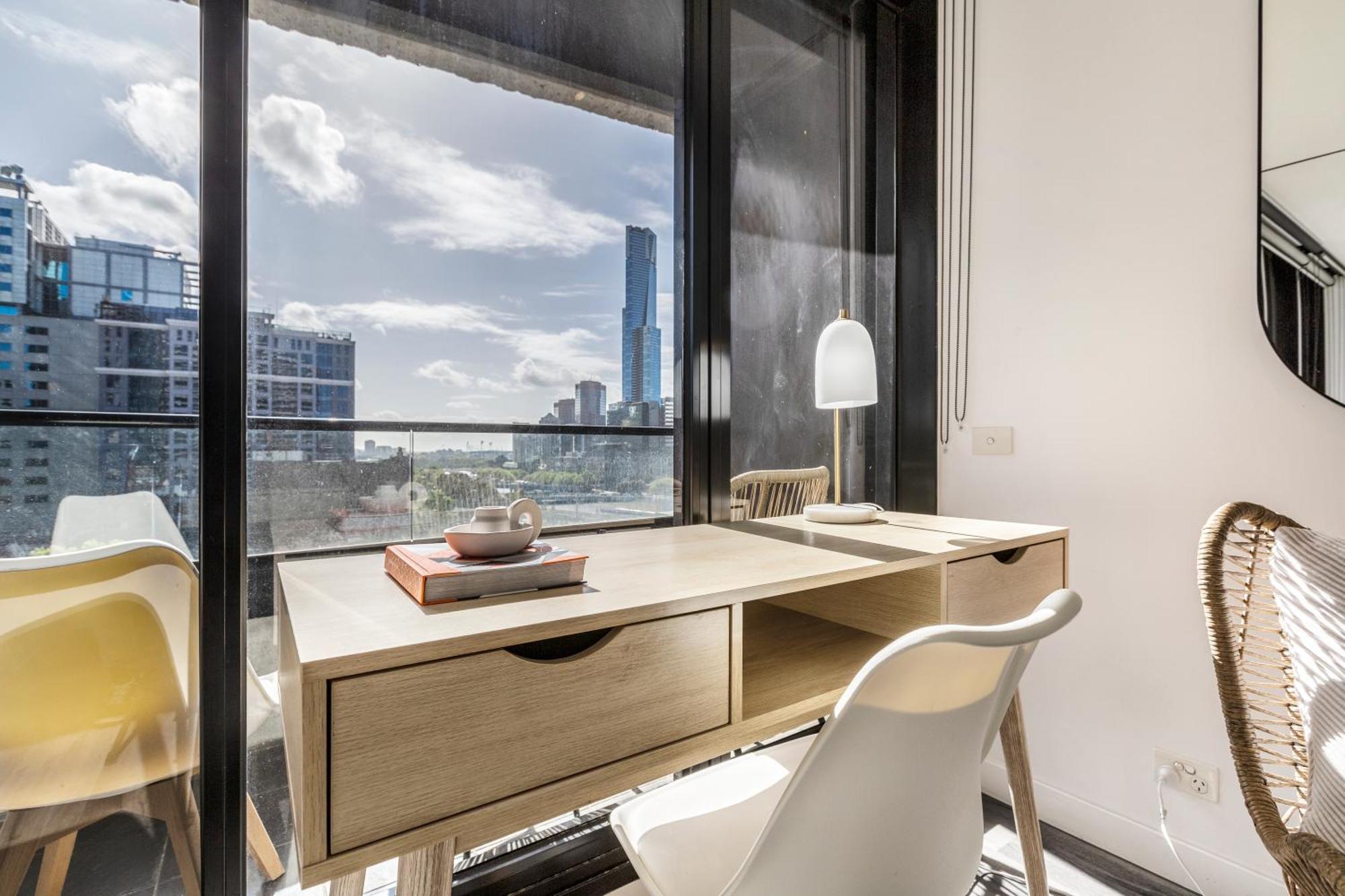 Riverview Suites By Edgetrip Melbourne Exterior photo